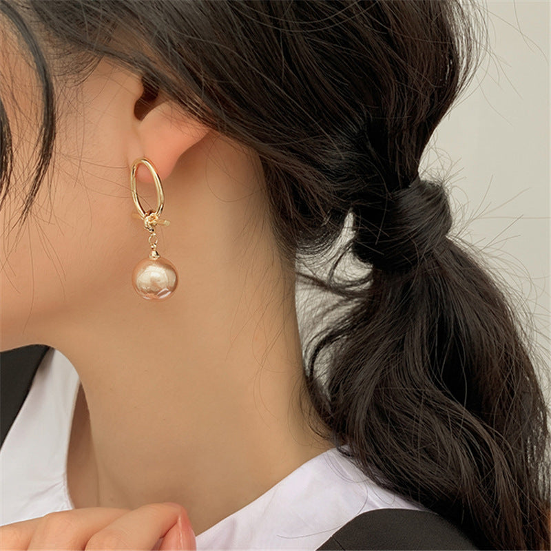 Korean Temperament French Retro Personality Knot Pearl Earrings