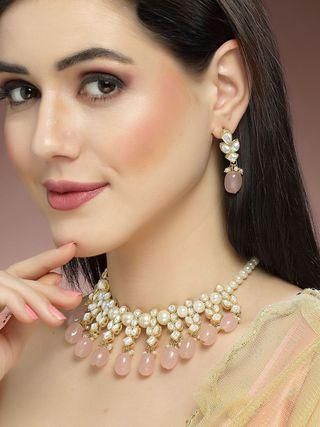 Karatcart Gold Plated Pink Tumble and Pearl Studded Kundan Necklace Set PRODUCT CODE (OS0006713)