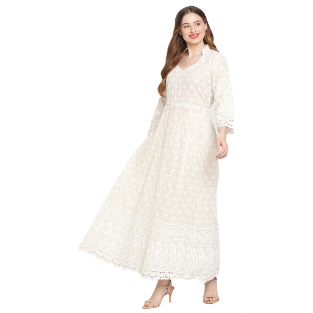 Generic Women's Casual 3/4th Sleeve Embroidered Cotton Kurti (White)