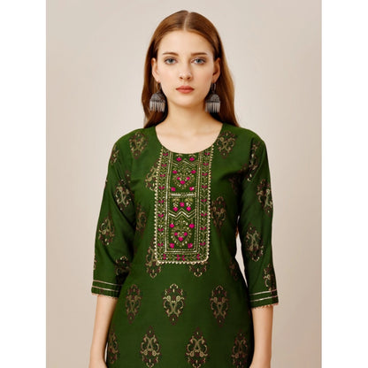 Generic Women's Casual 3-4 th Sleeve Embroidery Rayon Kurti Pant Set (Green)