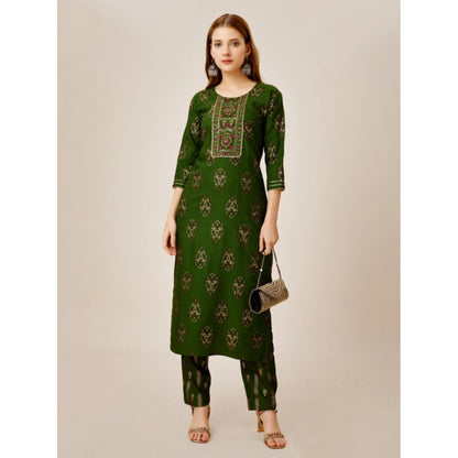 Generic Women's Casual 3-4 th Sleeve Embroidery Rayon Kurti Pant Set (Green)