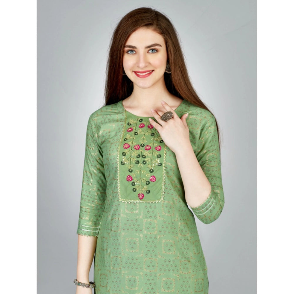 Generic Women's Casual 3-4 th Sleeve Embroidery Rayon Kurti Pant Set (Light Green)