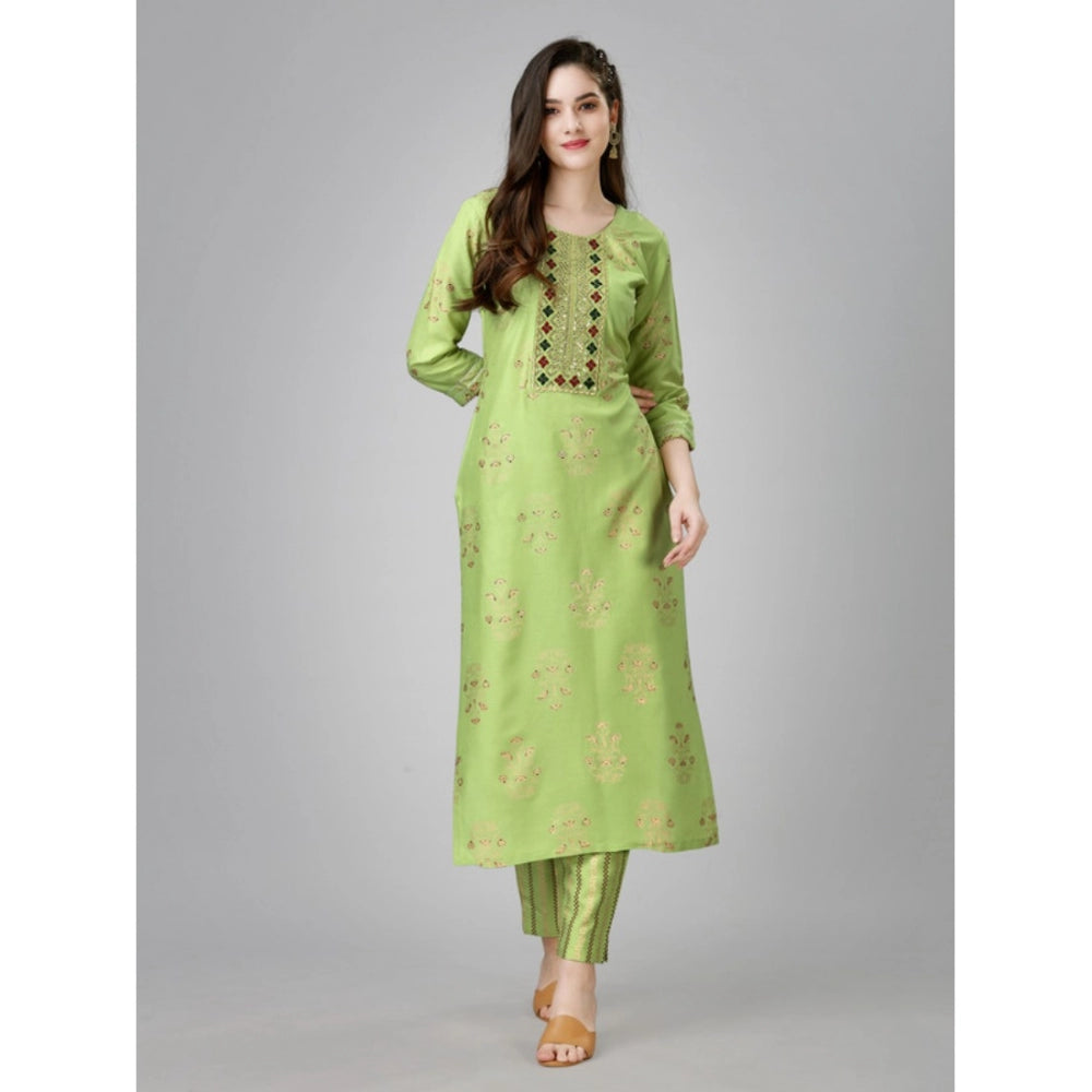 Generic Women's Casual 3-4 th Sleeve Embroidery Rayon Kurti Pant Set (Light Green)