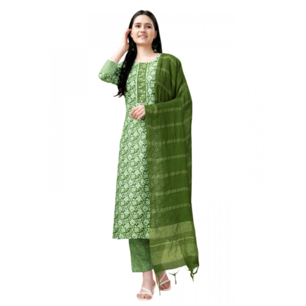 Generic Women's Casual 3-4 th Sleeve Embroidery Rayon Kurti Pant Dupatta Set (Green)