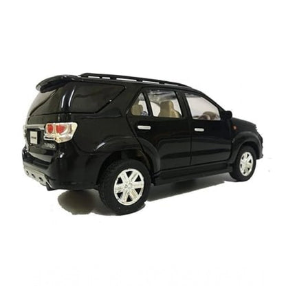 Generic Plastic Pull Back Action Suv Fortuner (Assorted)