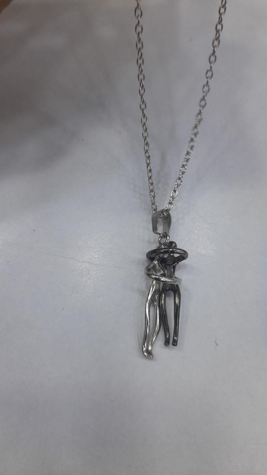 Silver and Black Hug Couple Chain Pendant PRODUCT CODE (OS0006890)