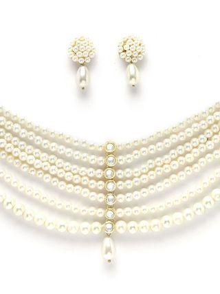 Karatcart Pearl Beaded Kundan Choker Necklace Set for Women PRODUCT CODE (OS0006770)