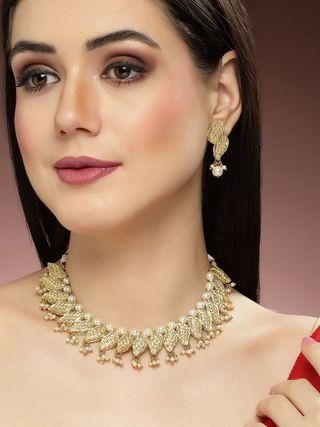 Karatcart Gold Plated Kundan Peal Jewellery Set for Women PRODUCT CODE (OS0006885)