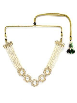 Karatcart Pearl Beaded Hexagonal Polki Kundan Necklace Set for Women PRODUCT CODE (OS0006772)