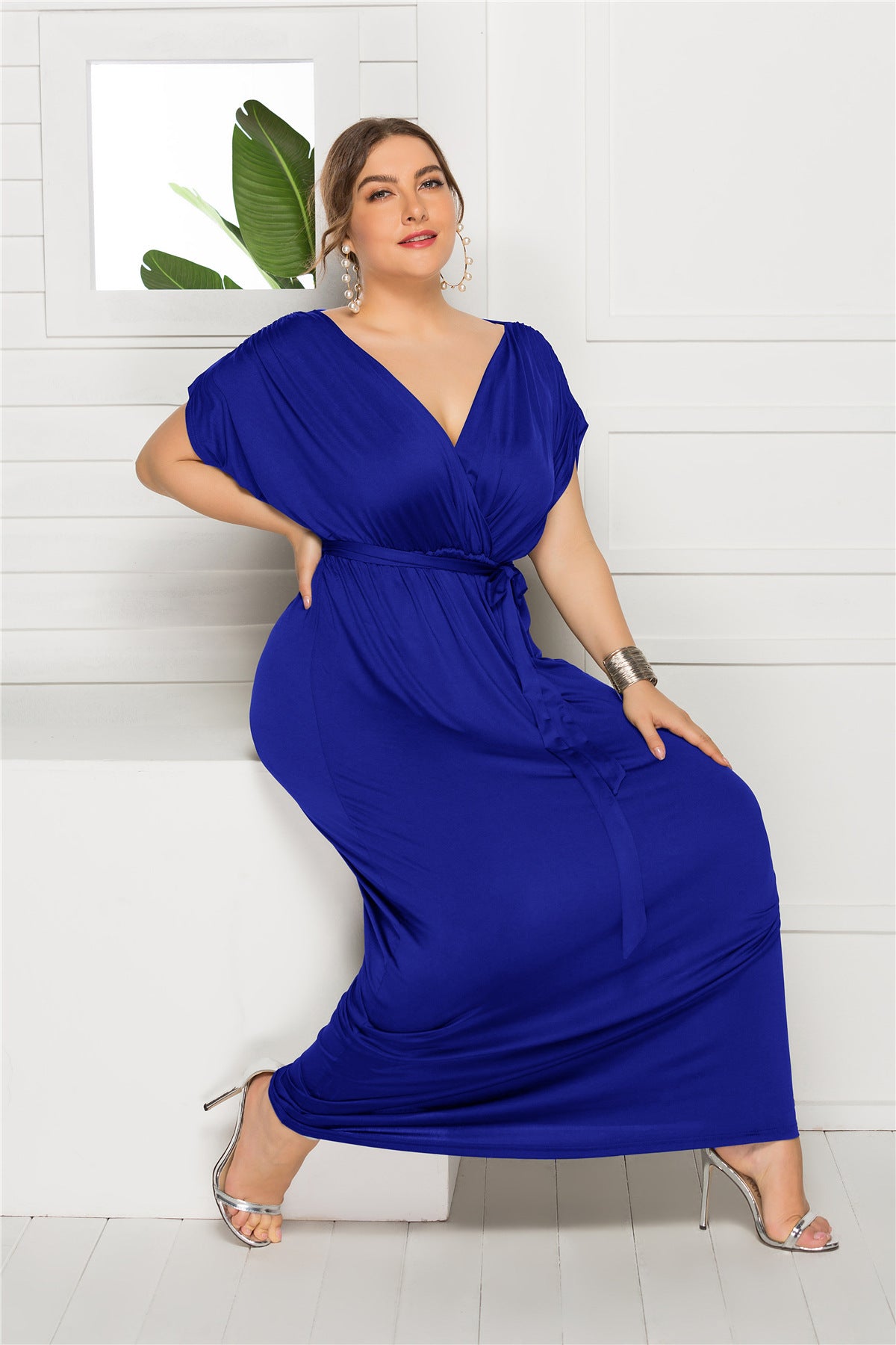 Plus Size Solid Color V-Neck Loose Swing Dress