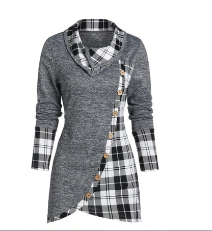 Button-embellished Hem Plaid Top