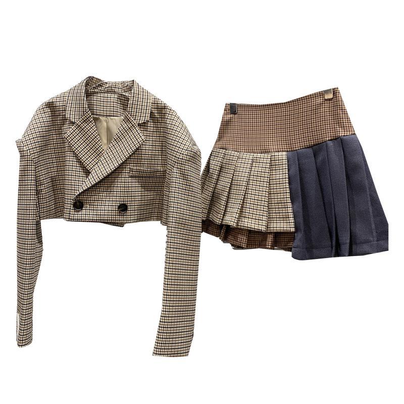 Classic Ge Suit Short Jacket And Contrast Pleated Skirt Suit Women